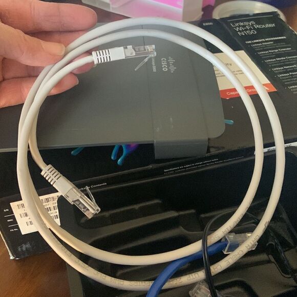 Host Pick 🥳Linksys wifi router N150 - Picture 11 of 13